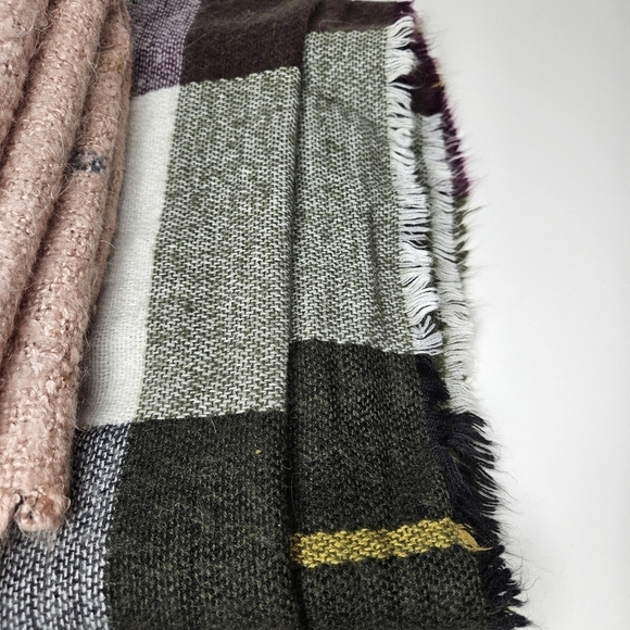 Universal thread Scarved Set , Large - Picture 3 of 3